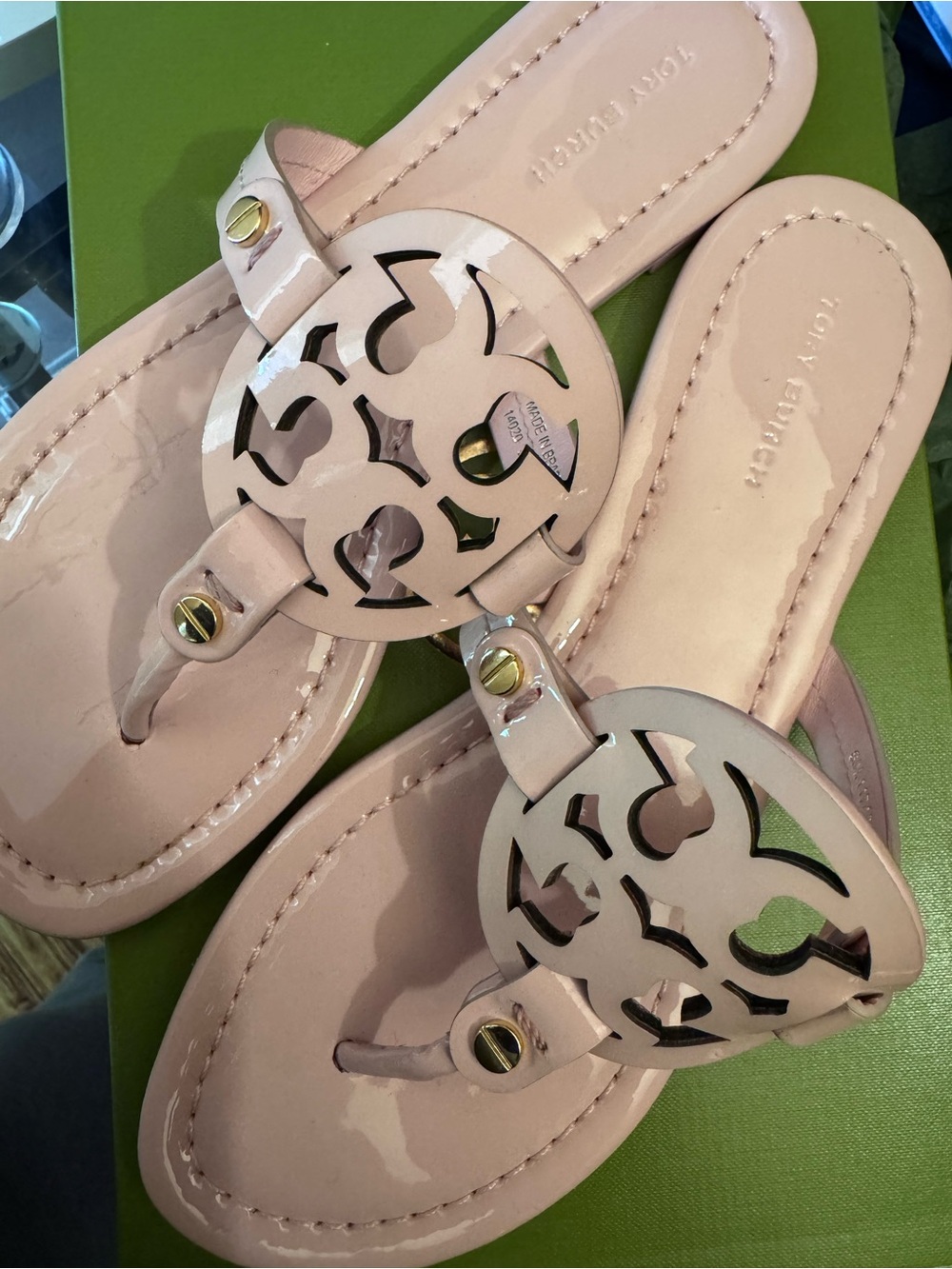 Tory Burch light Pink sandals with Embossed Logo Box